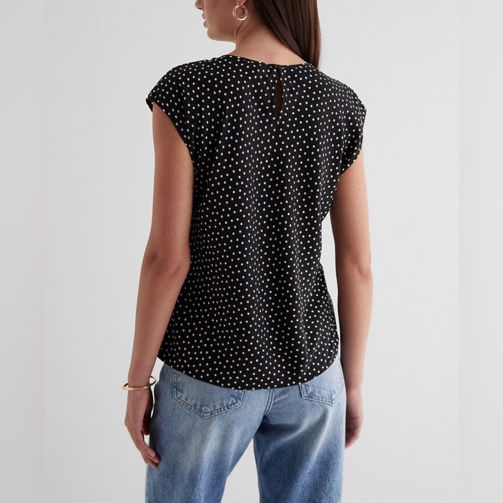 TRENDING express satin polka dot Gramercy crew neck top classic !